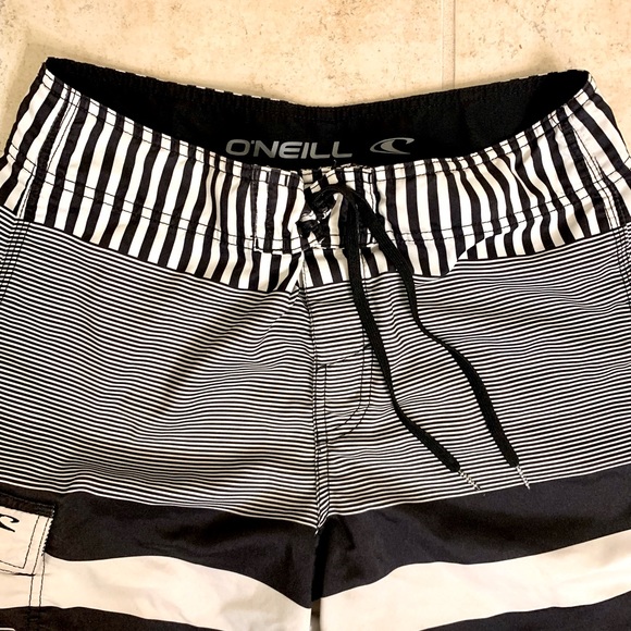 O’Neil Bathing suit/Board Shorts - size 31 - Picture 2 of 2